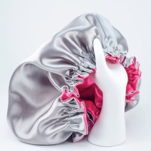 کلاه ساتن سفید